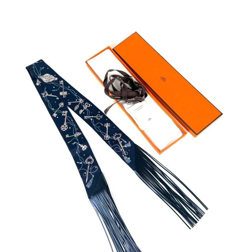 SOLD HERMES Les Cles a Pois Bleu Marine Gris Argent Silk Leather Twilly Scarf - Picture 3 of 9